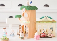 Céleste a reçu l'école des Sylvanian Families pour Noël