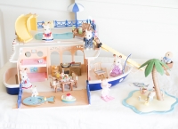 Prendre le large avec le bateau de croisière des Sylvanian