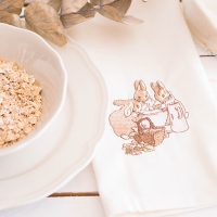 Les soeurs de Pierre Lapin à l'heure du thé