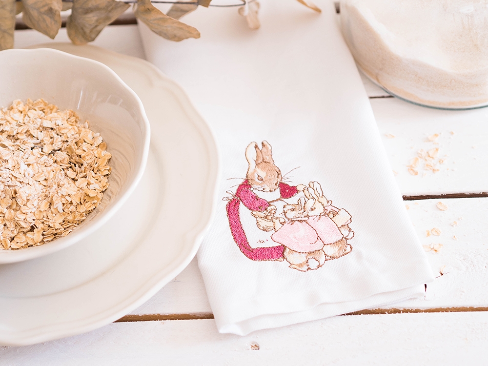 Serviette de table en coton - Maman lapin et ses lapinenettes