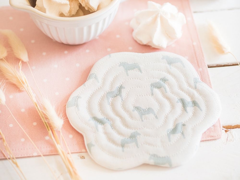 Sous tasse / mug rug - Lin anglais - Horse Blue