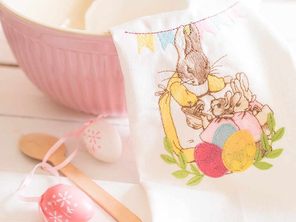 Serviette de table en coton - La famille Lapin fête Pâques