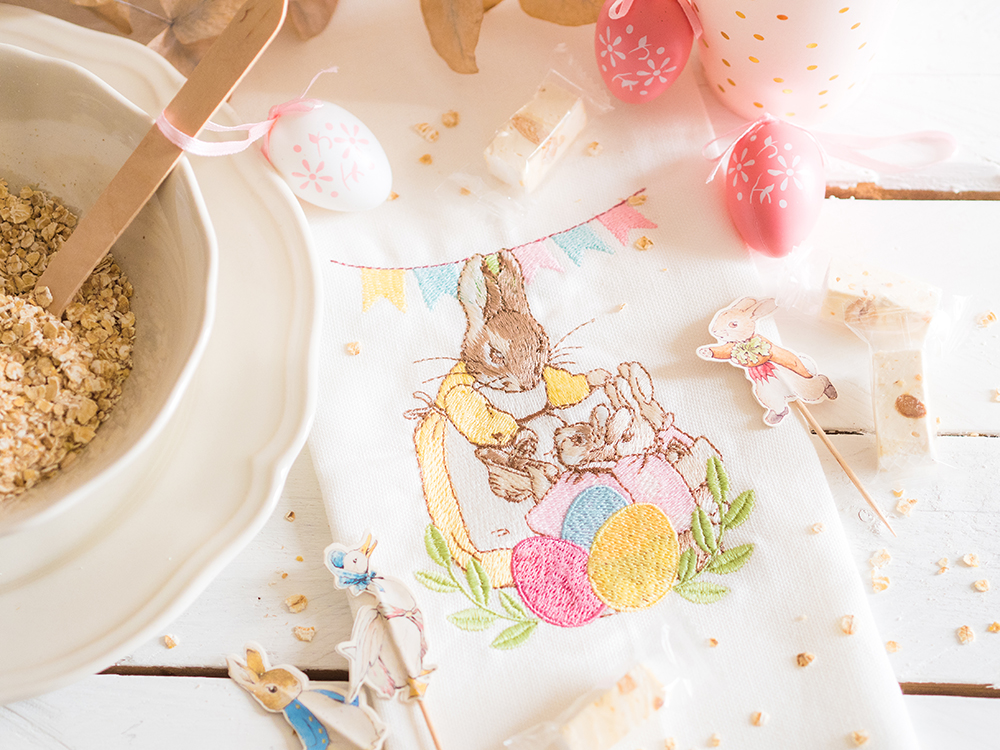 Beatrix Potter " Happy Easter "