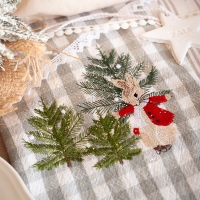 Peter patine dans les sapins