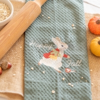Pierre Lapin est heureux en automne