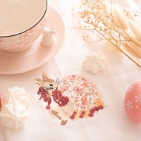 Pierre Lapin et le gros oeuf de Pâques