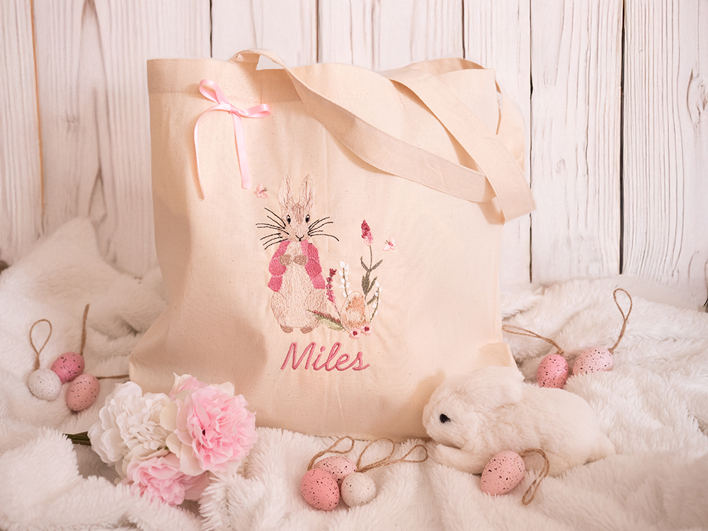 Pierre Lapin et l'oeuf de Pâques