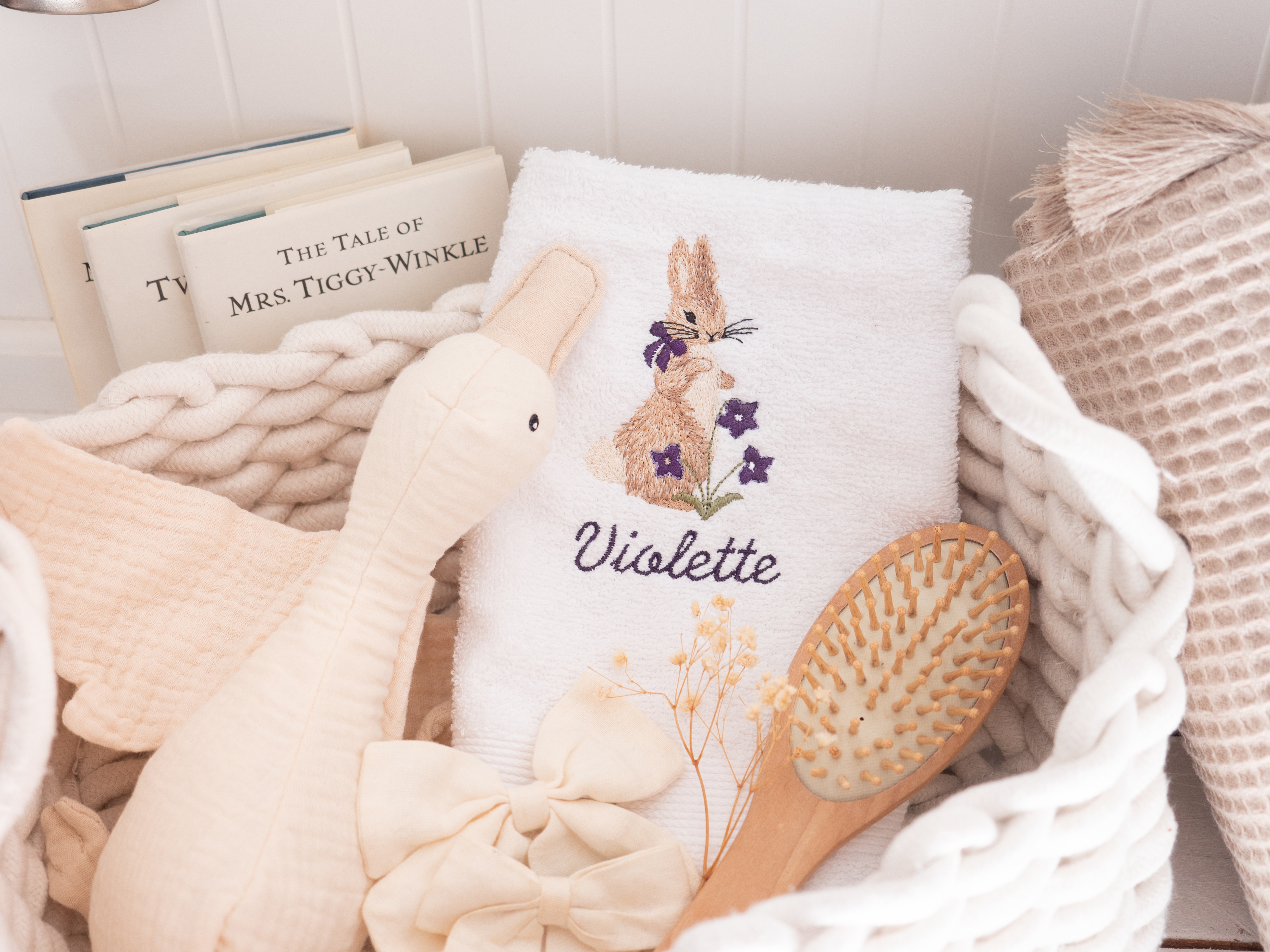 Petite serviette de toilette - Rêverie dans les violettes
